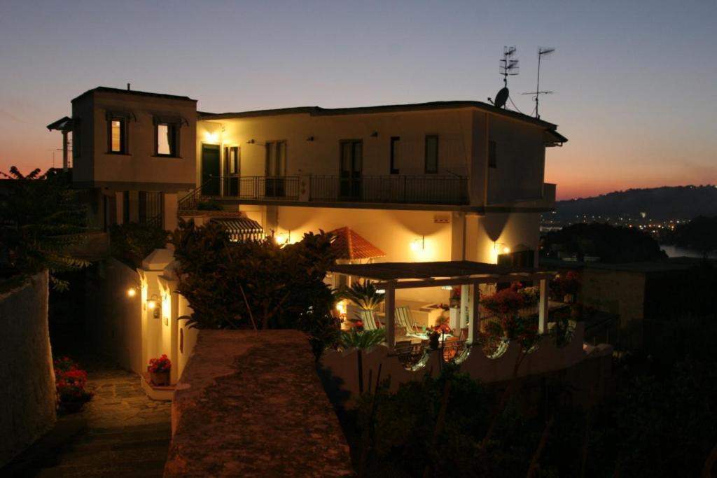 B&B Dea Fortuna Bacoli Extérieur photo